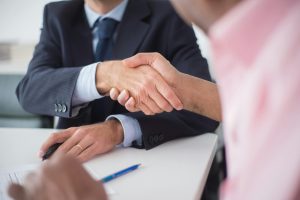 Using negotiating to navigate currency risks when importing from china